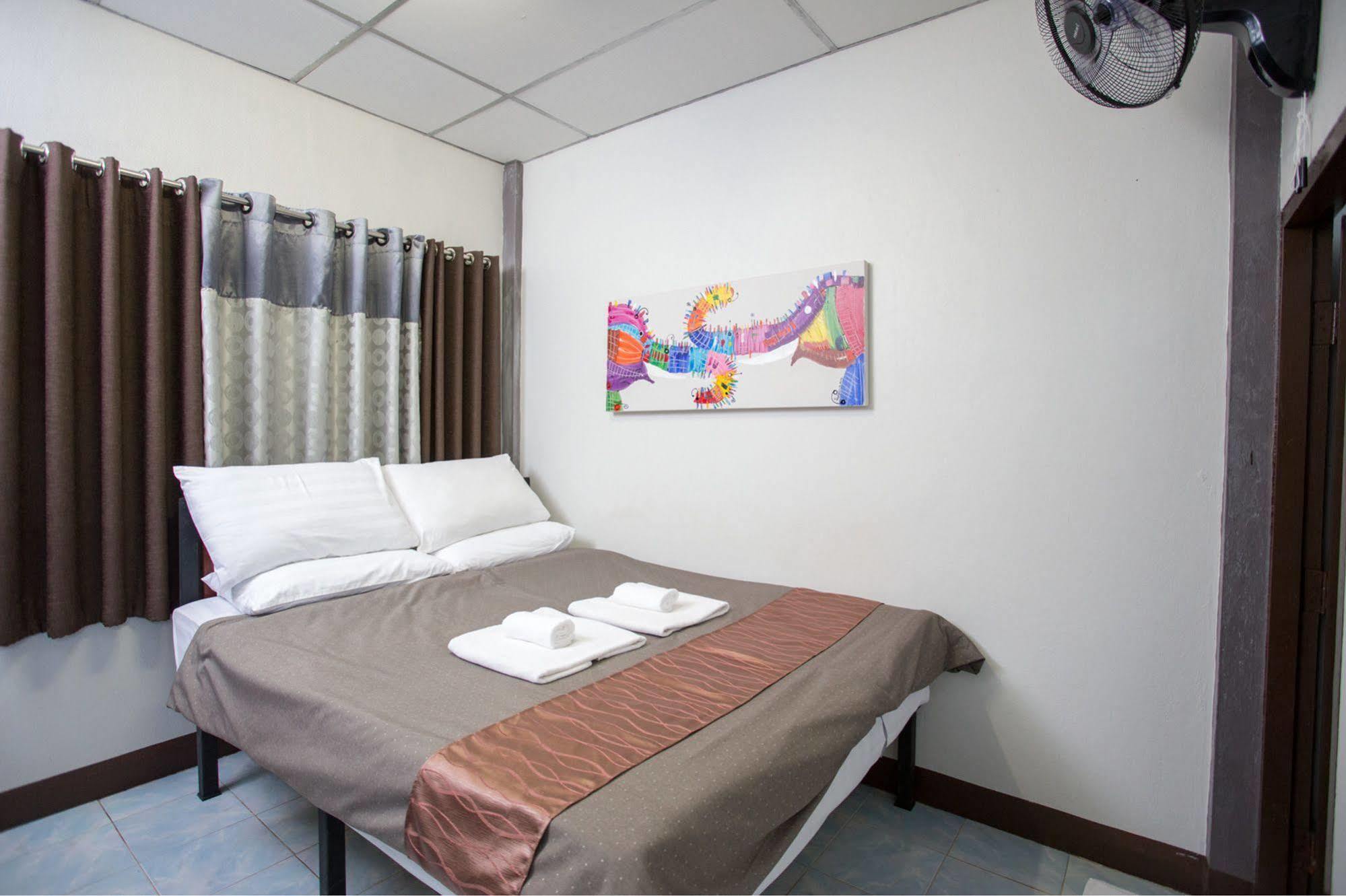 Zzhouse Hotel Csiangmaj Kültér fotó