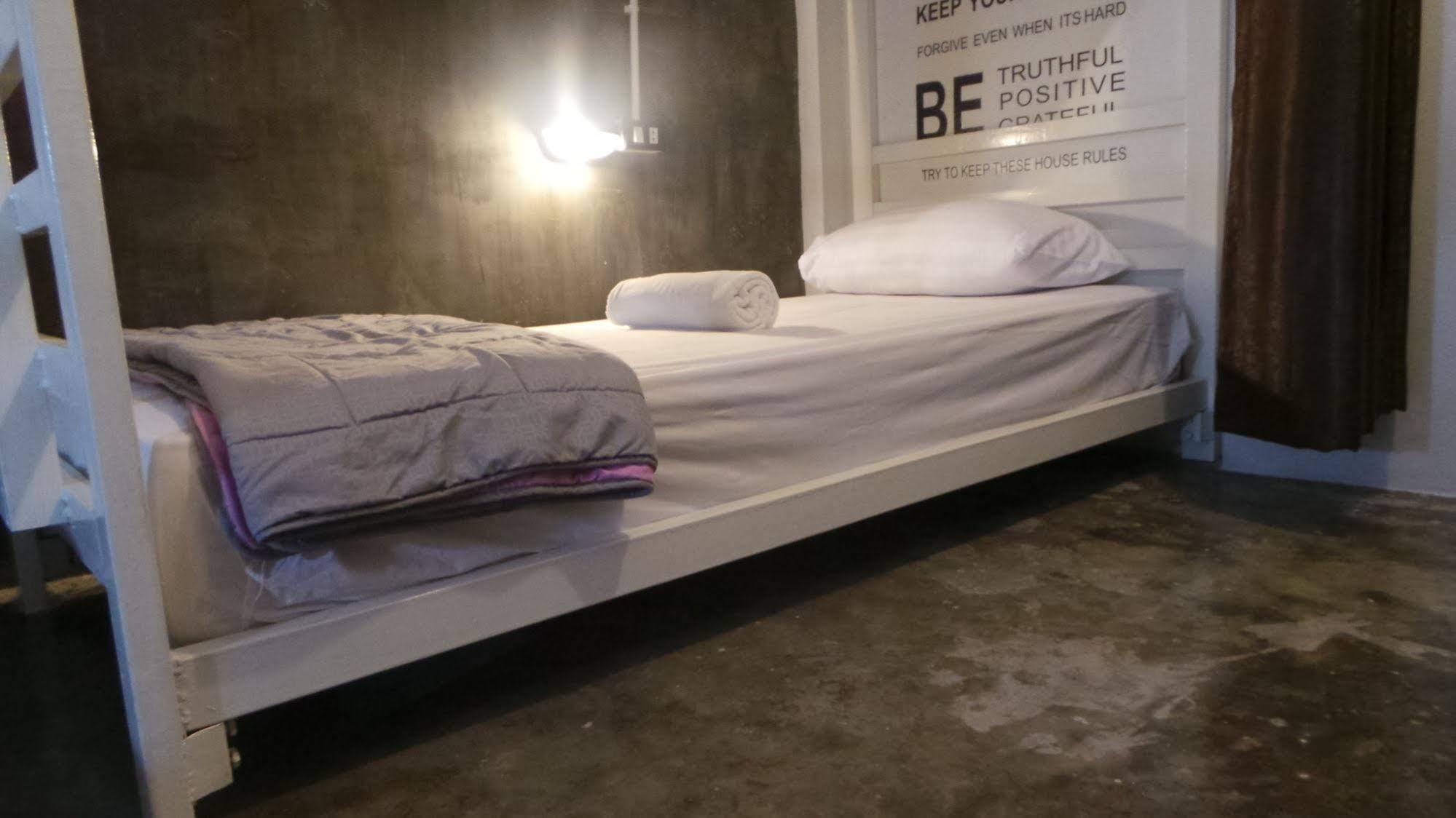 Zzhouse Hotel Csiangmaj Kültér fotó
